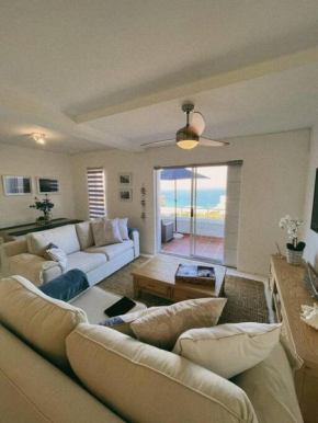 Couples Cove: Luxe Getaway w/ jetted bath & views